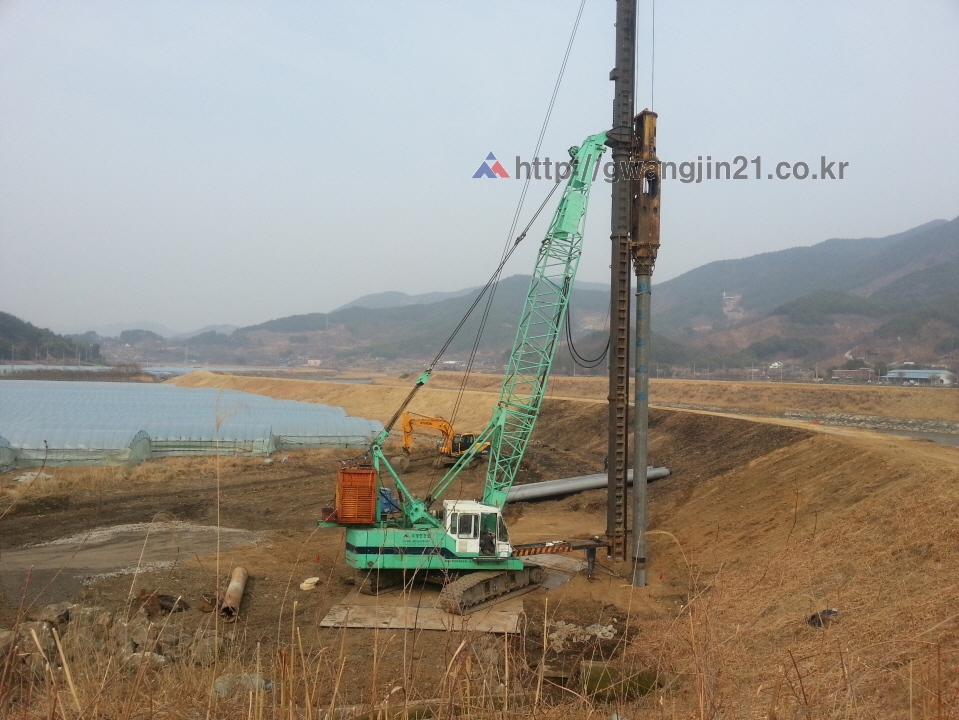 하동 PHC 유압직타 공사 > 시공현장사진 | (주)광진건설