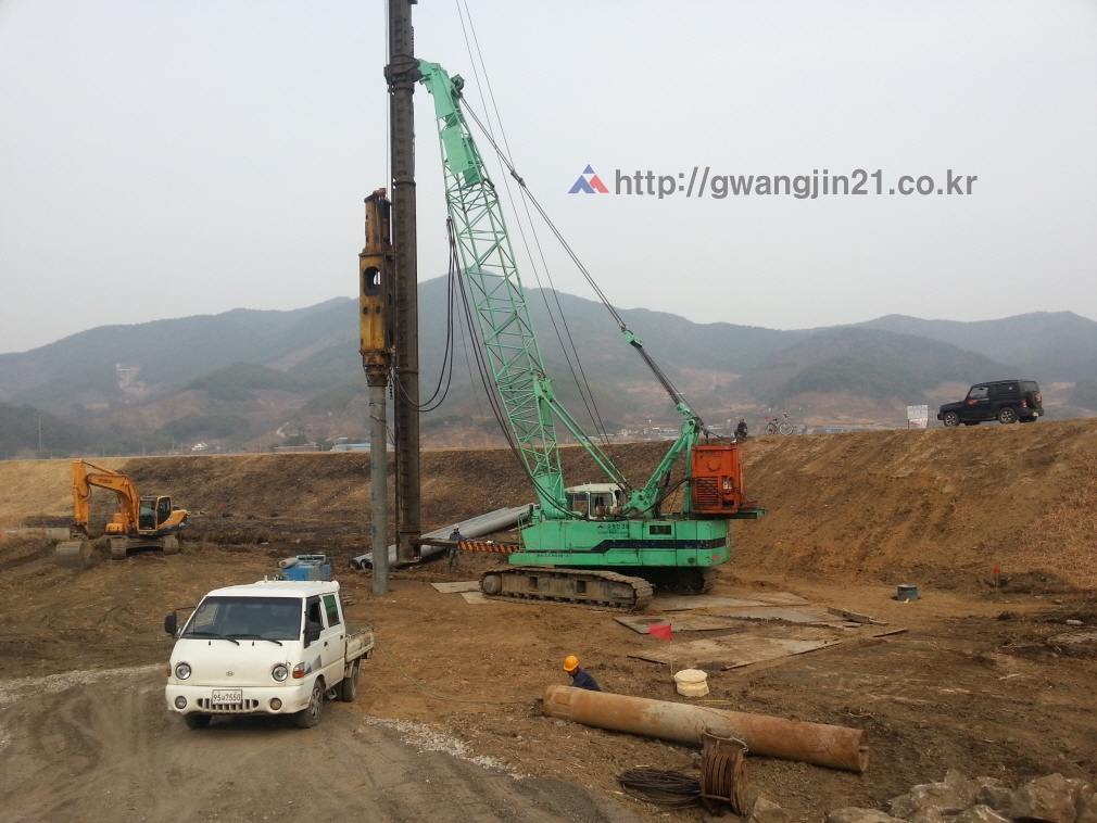 하동 PHC 유압직타 공사 > 시공현장사진 | (주)광진건설