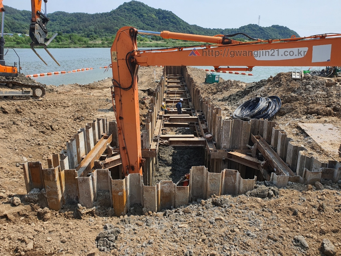 나주 배수장 쉬트파일 가시설 공사 > 시공현장사진 | (주)광진건설